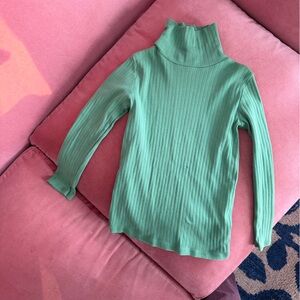 Fin & Vince 8/9y green turtleneck